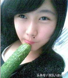 只会吃瓜的美女